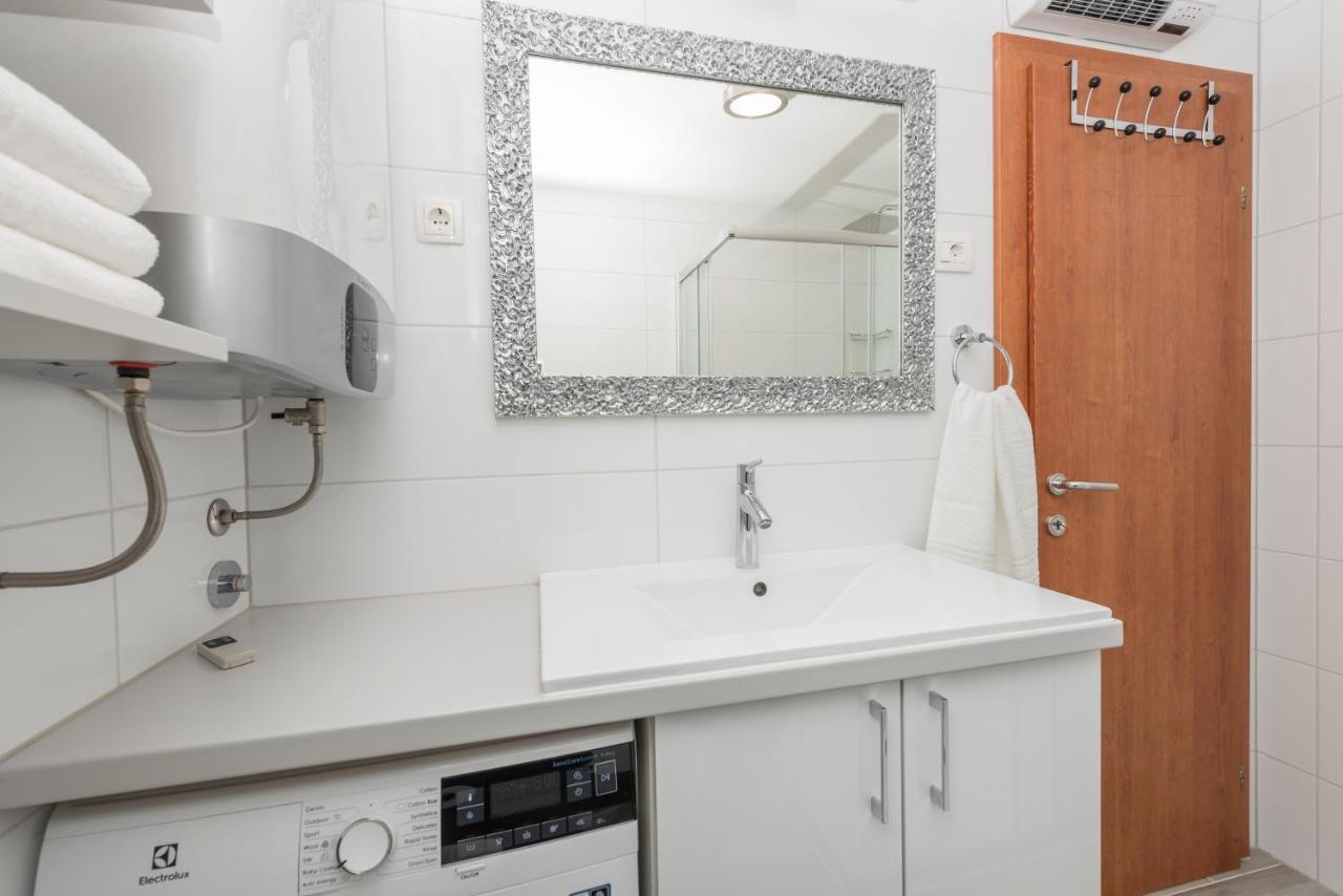 Apartmani Silvija Makarska Eksteriør billede