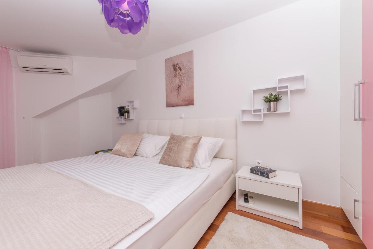 Apartmani Silvija Makarska Eksteriør billede